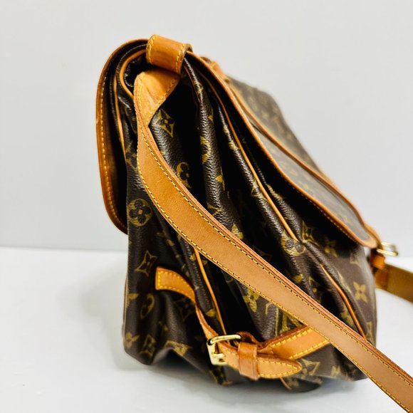 AUTHENTIC LOUIS VUITTON MONOGRAM SAUMUR 35 MADE IN FRANCE AR1924 - Picture 8 of 16